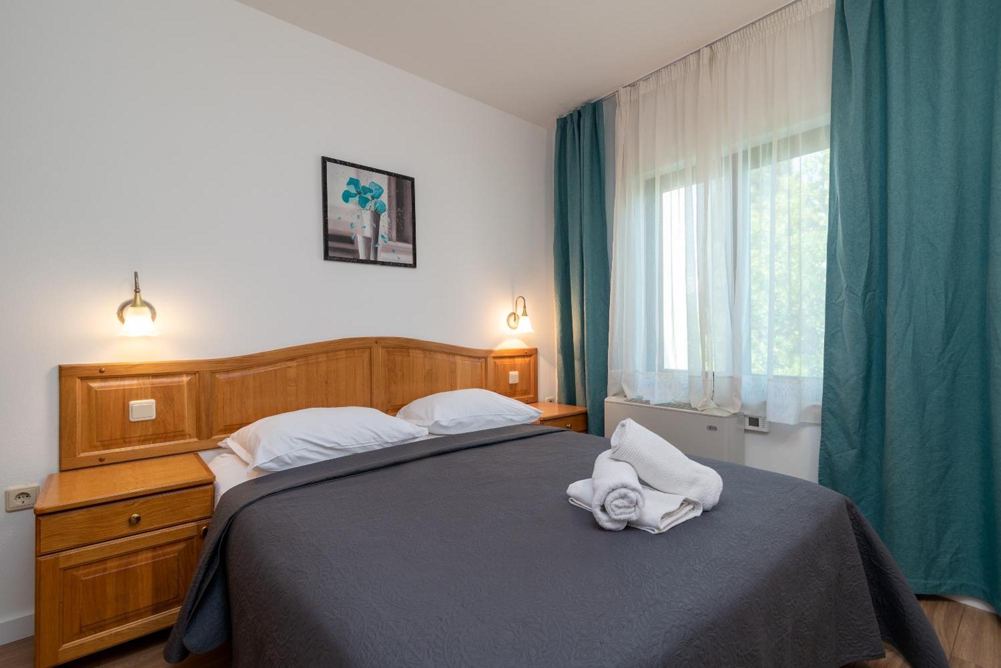 Maca Apartments & Suites トロギール エクステリア 写真
