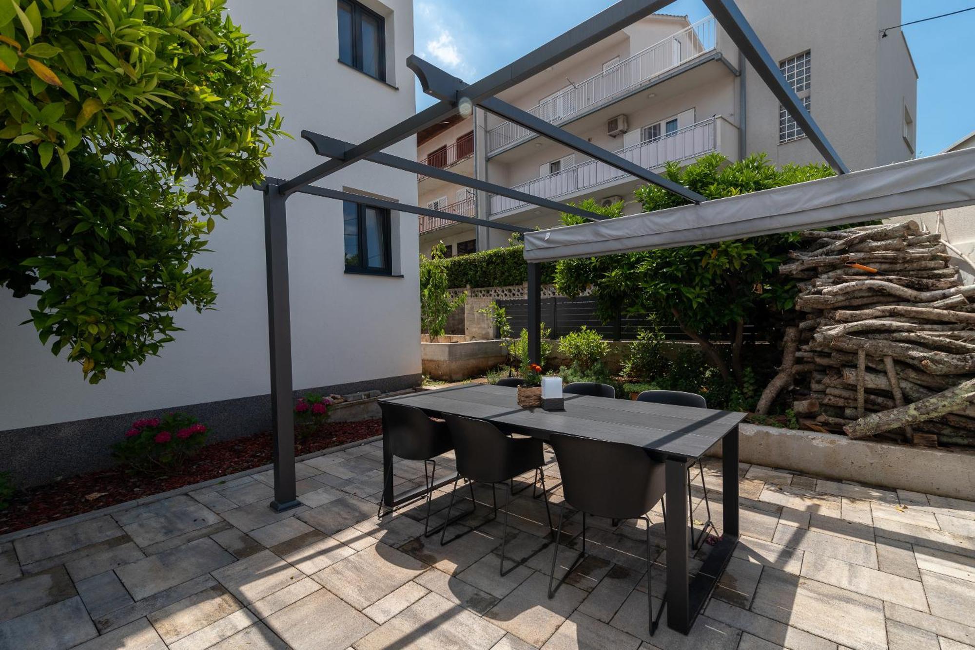 Maca Apartments & Suites トロギール エクステリア 写真